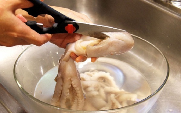 cach lam bach tuoc nuong sa te 5 - Cách làm bạch tuộc nướng sa tế ngon như nhà hàng