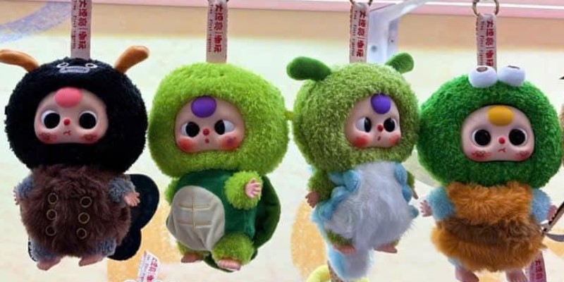 Baby Three côn trùng là gì?