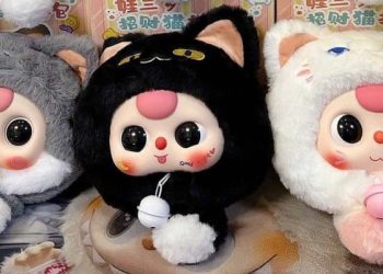 Baby Three Mèo Thần Tài: Rước lộc vào nhà