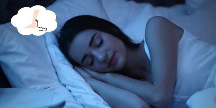 Nằm mơ thấy rắn cắn vào chân: Điềm báo bất ngờ đang chờ đón