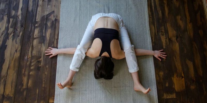 Giới thiệu về tư thế con rùa Yoga