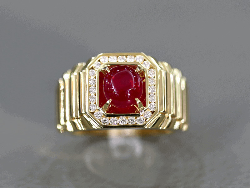 Nam Bính Thìn nên sử dụng đá Ruby để tăng cường năng lượng bản mệnh, giúp hóa giải mọi hung tinh trong năm 2026