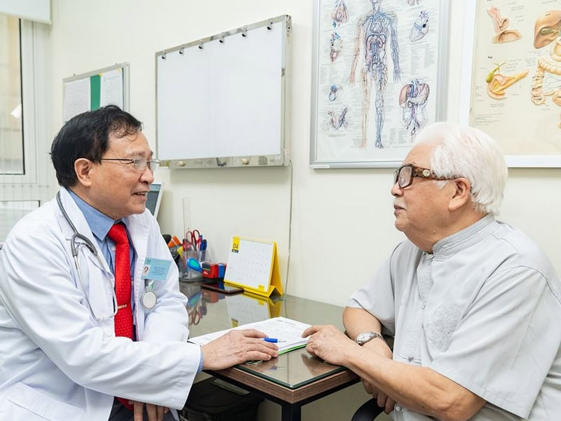Người lớn tuổi cần đặc biệt chú ý tới khoản quỹ dành cho y tế và dưỡng lão
