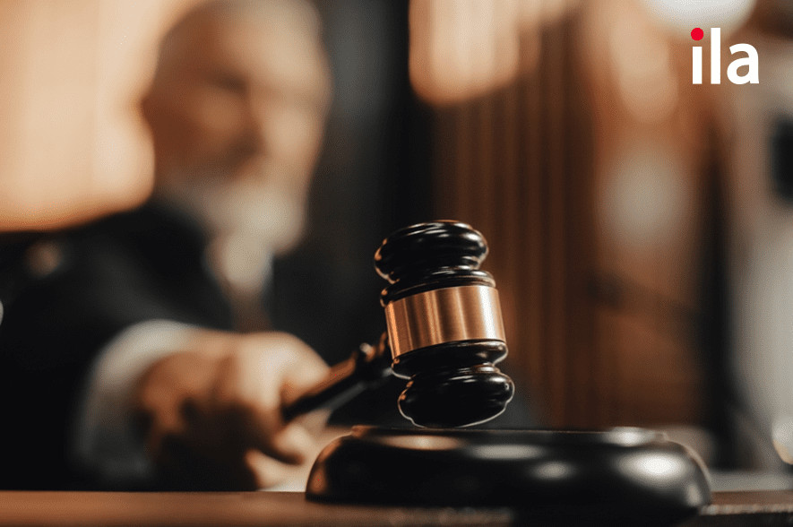 Hình ảnh minh họa accused đi với Ving