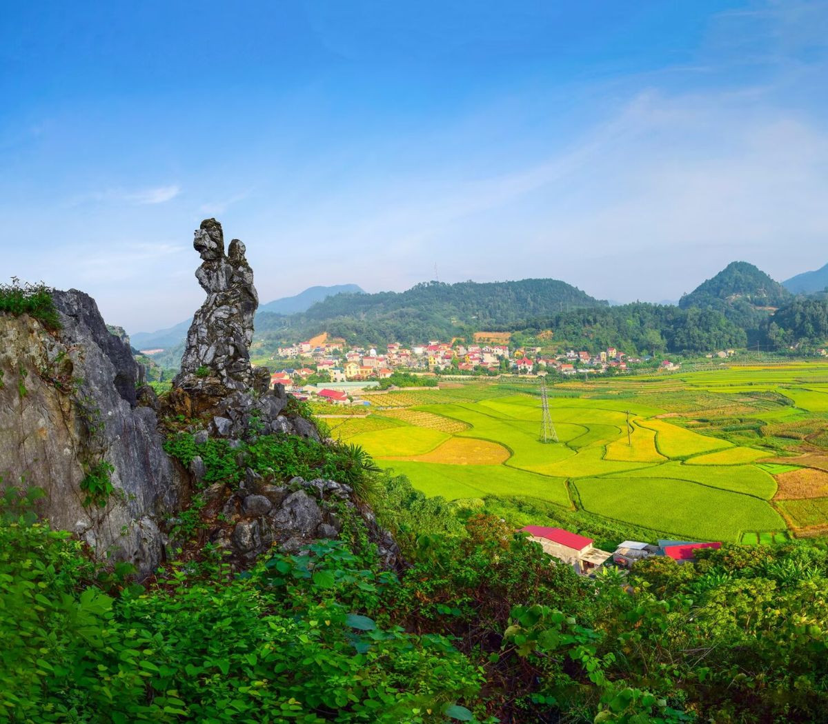 Hòn Vọng Phu Bình Định sừng sững giữa đất trời